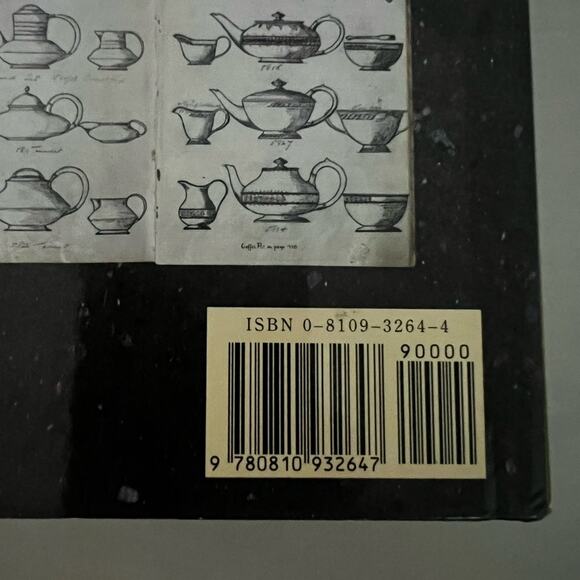 The English Archive of Design & Decoration hardcover coffee table book - Picture 5 of 6